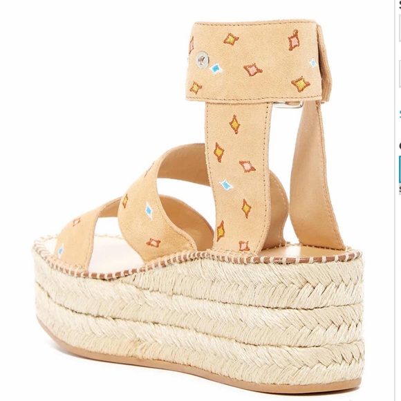 Rag & Bone Tara Wedge in Dune - Picture 2 of 8